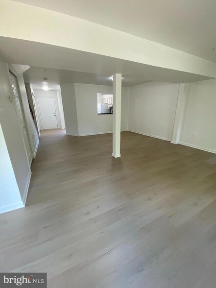 Foto del edificio - 1741 Countrywood Ct