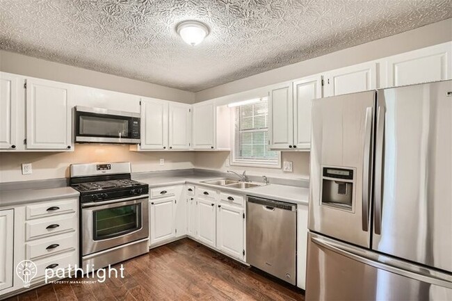 Foto del edificio - 1001 Winston Way NW, Acworth, GA, 30102