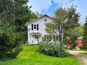 Building Photo - 15555 Munn Rd