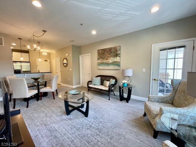 Foto del edificio - 6320 Brookhaven Court