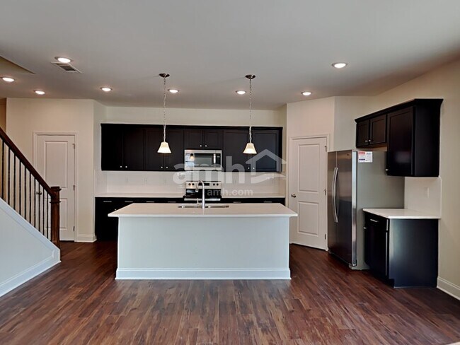 Foto del edificio - 5253 Blue Mountain Drive