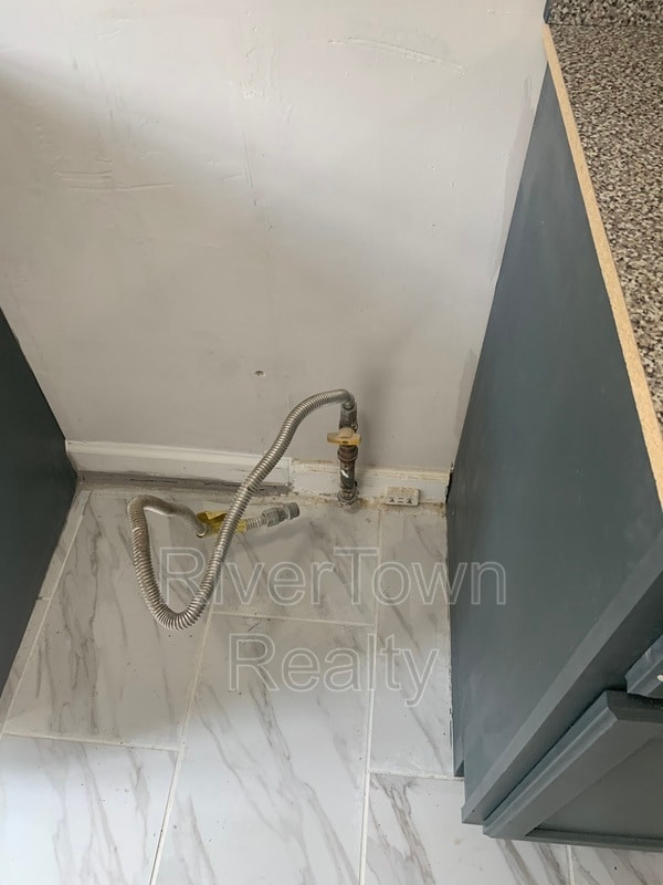 Photo - 2597 Kimball Ave House