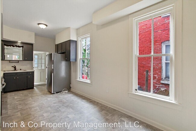 Foto del edificio - 5 br, 1.5 bath House - 320 Reinecke Pl