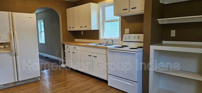 Foto del edificio - 3709 Fletcher Ave