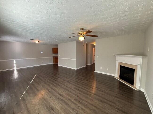 Foto del edificio - 476 Townsend Bend
