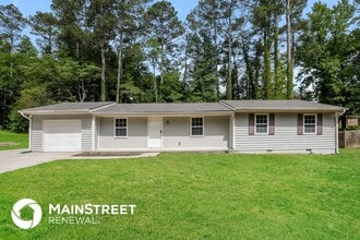 Building Photo - 1947 Valley Woods Dr