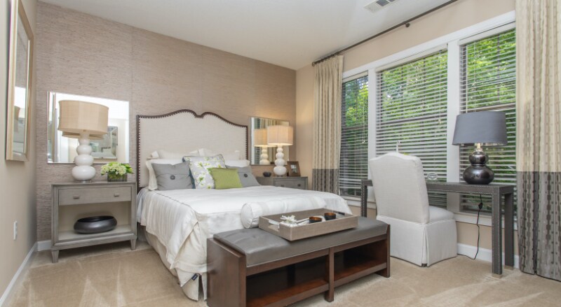 Foto del edificio - 550 Rock Springs Ct