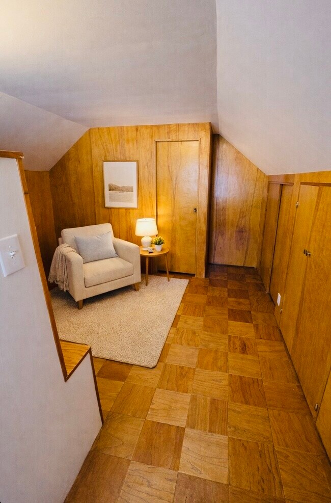 Foto del edificio - 4021 Oak Ct