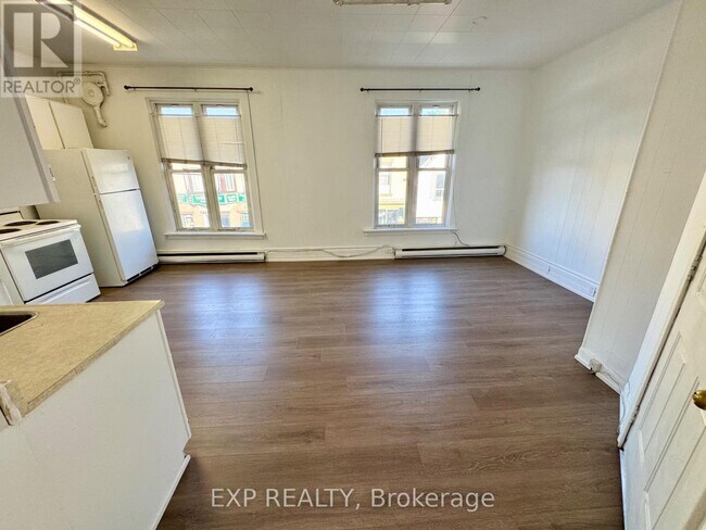 Photo du bâtiment - 17 Mill St E