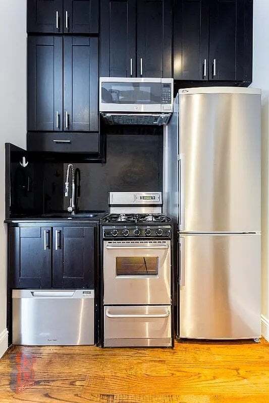 Foto del edificio - 15 W 103rd St