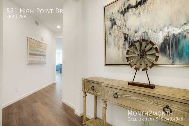 Building Photo - Elegance on High Point Dr