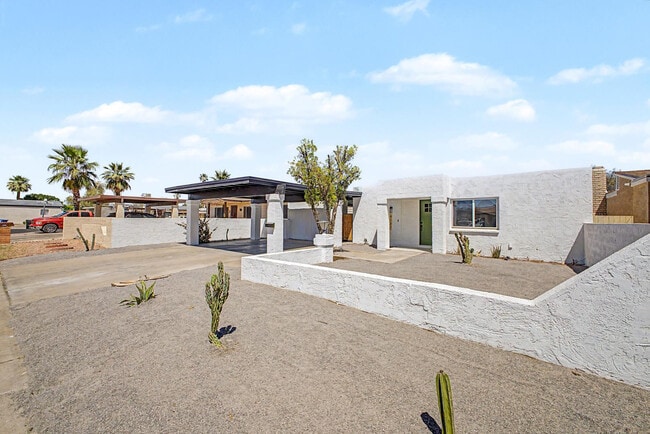 Foto del edificio - 4127 N 106th Ave