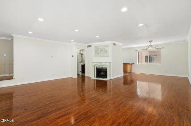 Foto del edificio - 9503 Vía Venezia