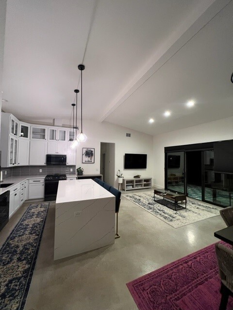 Foto del edificio - 3003 Birdwood Cir