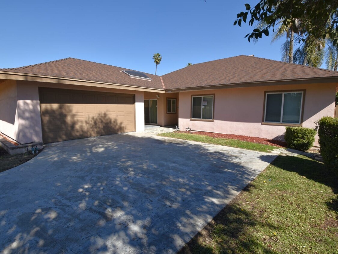 8938 Gothic Ave House Rental in Los Angeles, CA