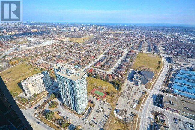 Building Photo - 3975 Grand Park Dr