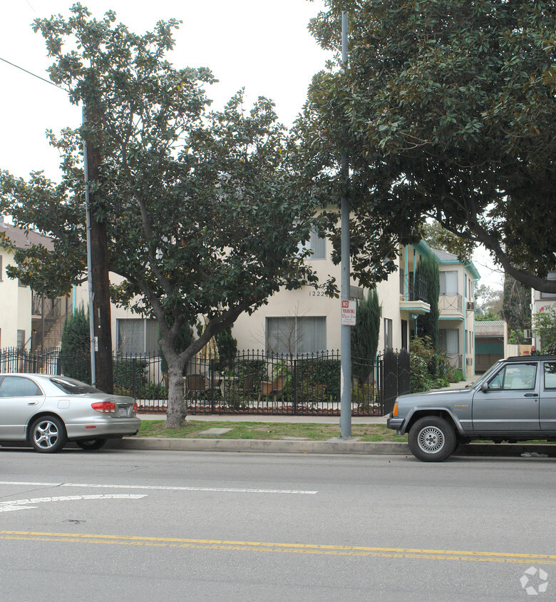 Primary Photo - 12222 Magnolia Blvd