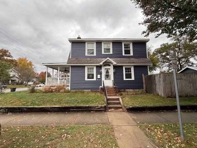 Primary Photo - 940 S Twyckenham Dr
