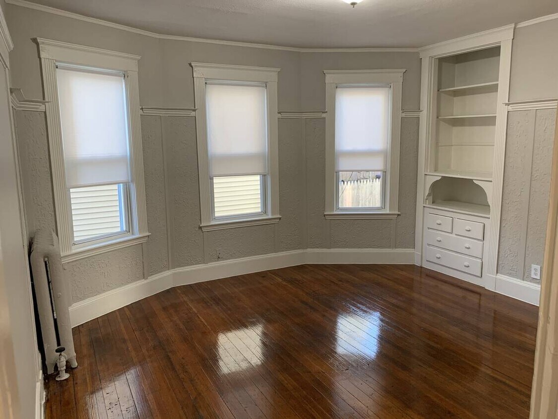 Foto principal - 25 Linden St