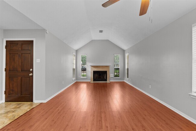 Building Photo - 15834 Constitution Ln
