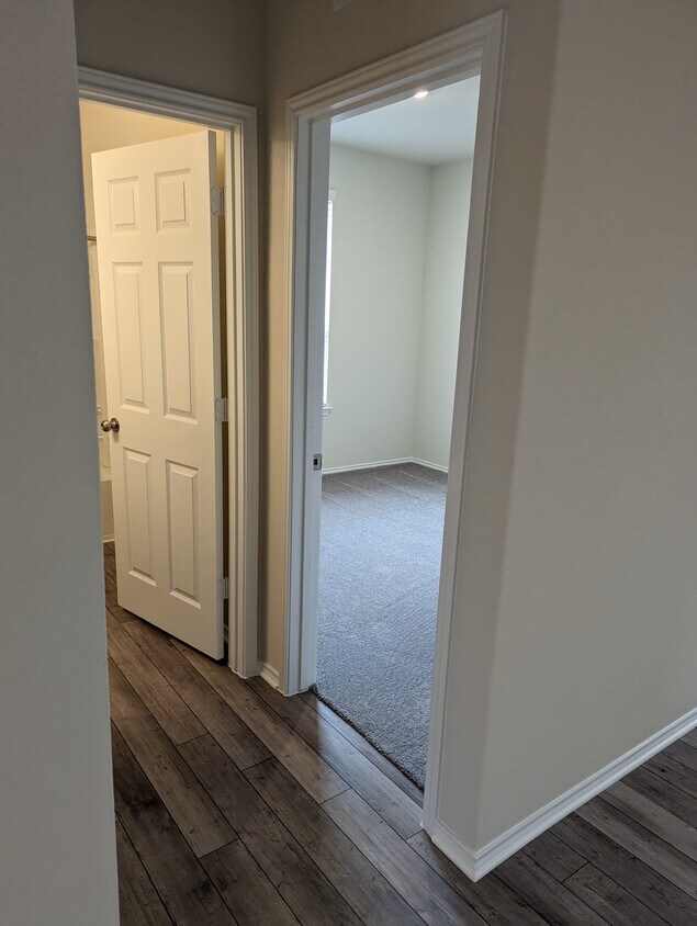 Foto principal - 98 Pacific Loon St