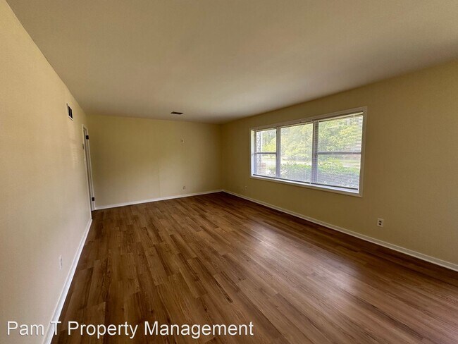 Foto del edificio - 3 br, 1.5 bath House - 3618 Oakland Court