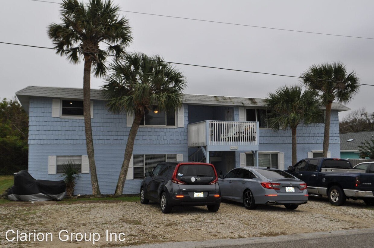 Primary Photo - 2 br, 1.5 bath House - 220 S 26th St #3