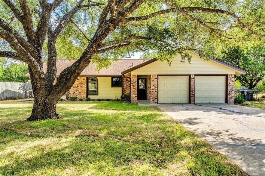 Foto principal - 2603 Mesquite Ln