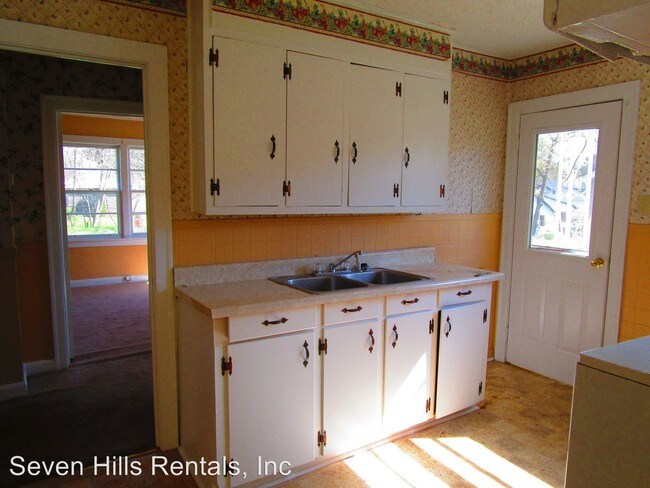 Building Photo - 2 br, 1 bath House - 105 Juniper Way