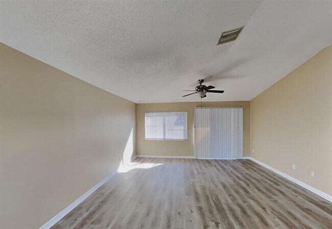 Foto del edificio - 3bed single family home for rent in Riverv...