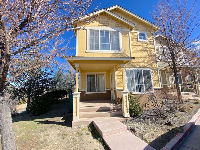 Foto principal - NW Reno Townhouse - Garage/Washer/Dryer Ce...