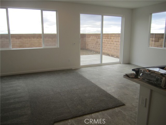 Foto del edificio - 16281 Castello Ln