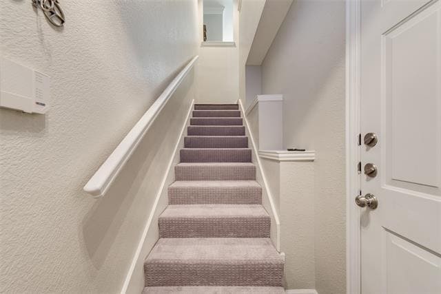 Building Photo - 2902 State St