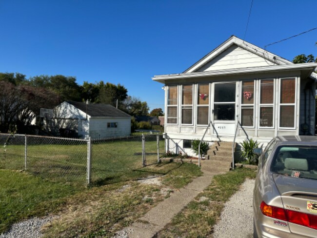Foto del edificio - 4237 N Boulevard Ave