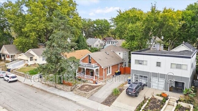 Building Photo - 4523 Wyoming St