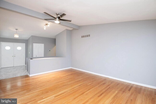 Foto del edificio - 3805 Janbrook Rd