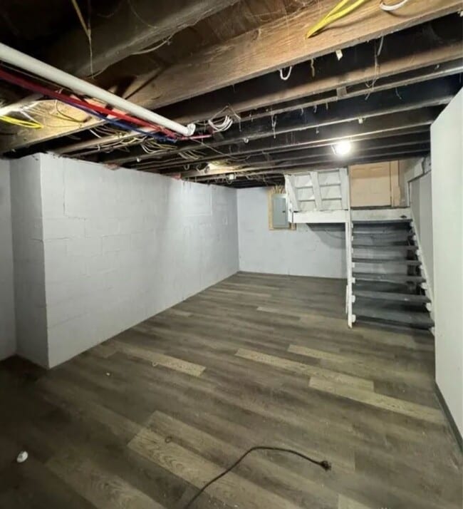 Building Photo - Osmond Duplex