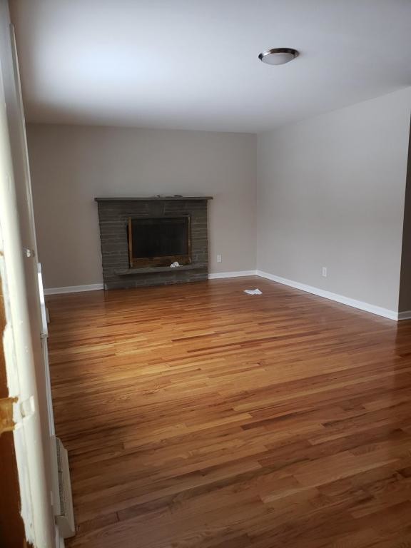 Foto del edificio - 1006 Hazelwood Ave