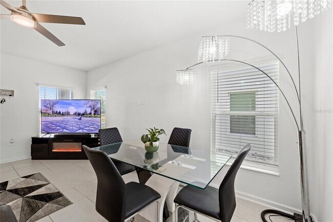 Foto del edificio - 5790 Meditation Dr