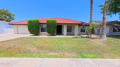 Building Photo - 3838 E Contessa St