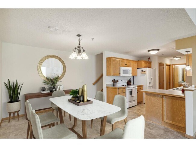 Building Photo - 7353-7147 147 Ln NW