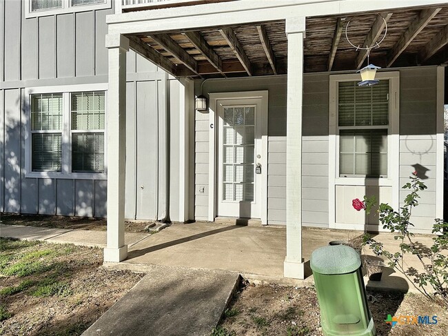 Building Photo - 148 Rush Haven