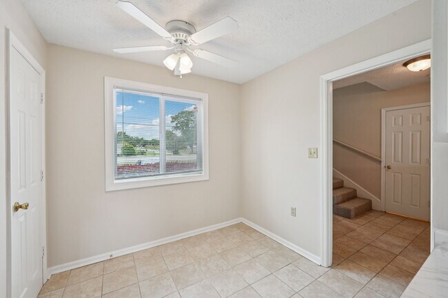 Rincón de desayuno - Hampton Townhomes