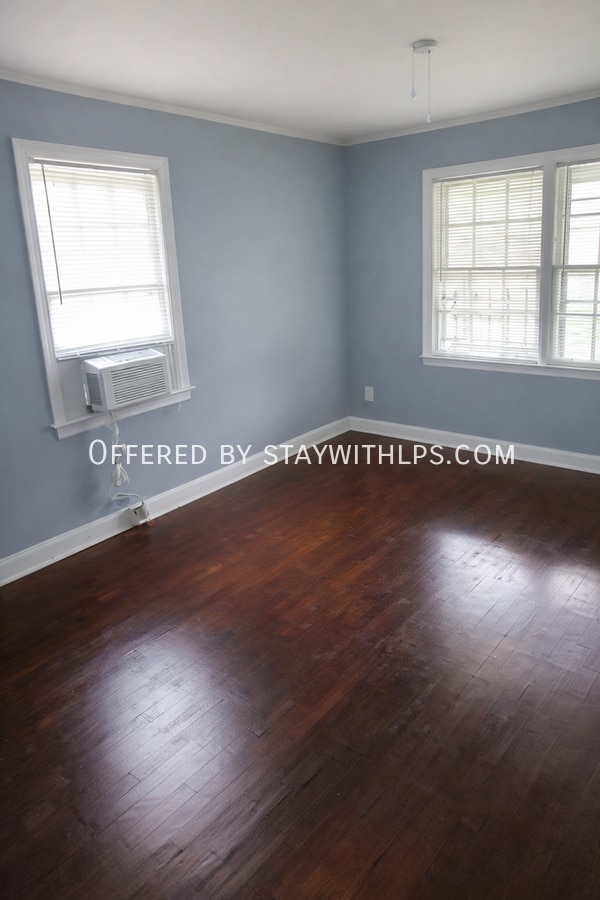 Building Photo - 3656 Kearney Ave