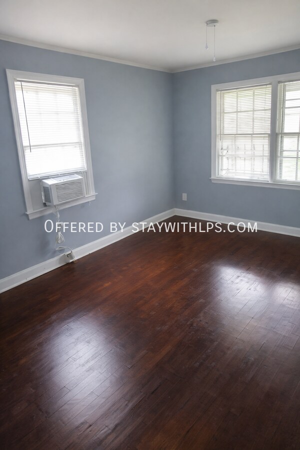 Foto del edificio - 3656 Kearney Ave