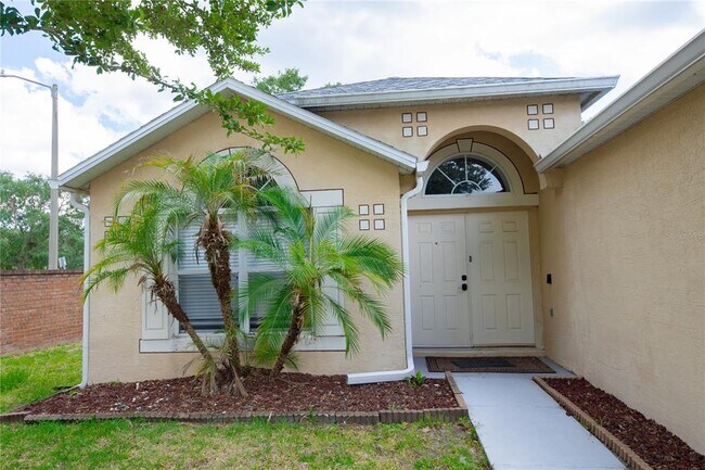 Building Photo - 16686 Corner Cove Way