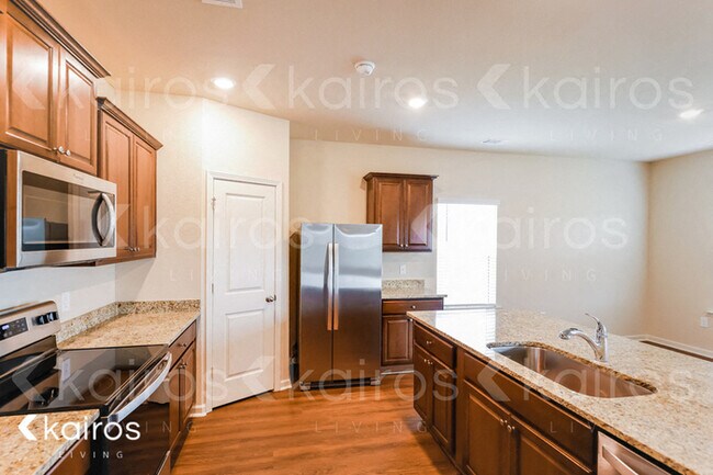 Foto del edificio - 1114 Freedom Pkwy