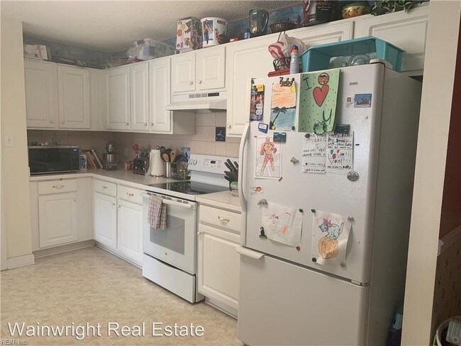 Building Photo - 3 br, 2 bath House - 2110 San Lorenzo Quay