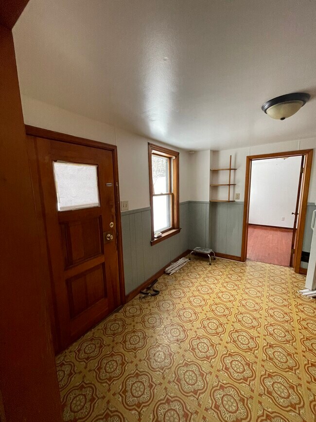 Kitchen - 119 N Wilbur Ave