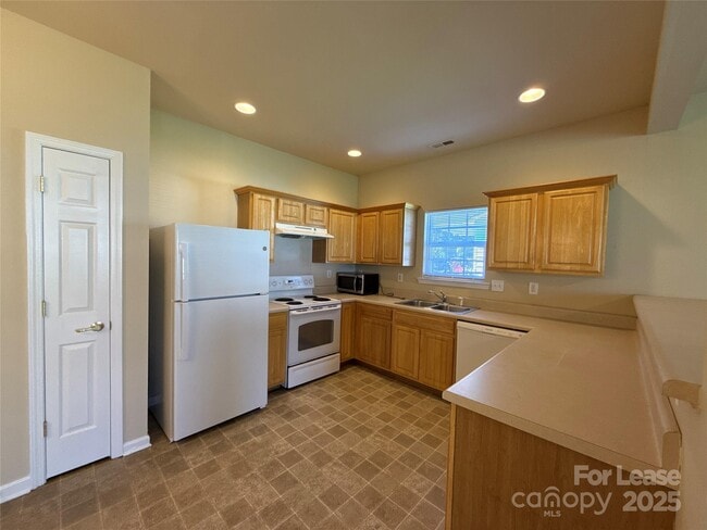 Foto del edificio - 6904 Pleasant Grove Rd